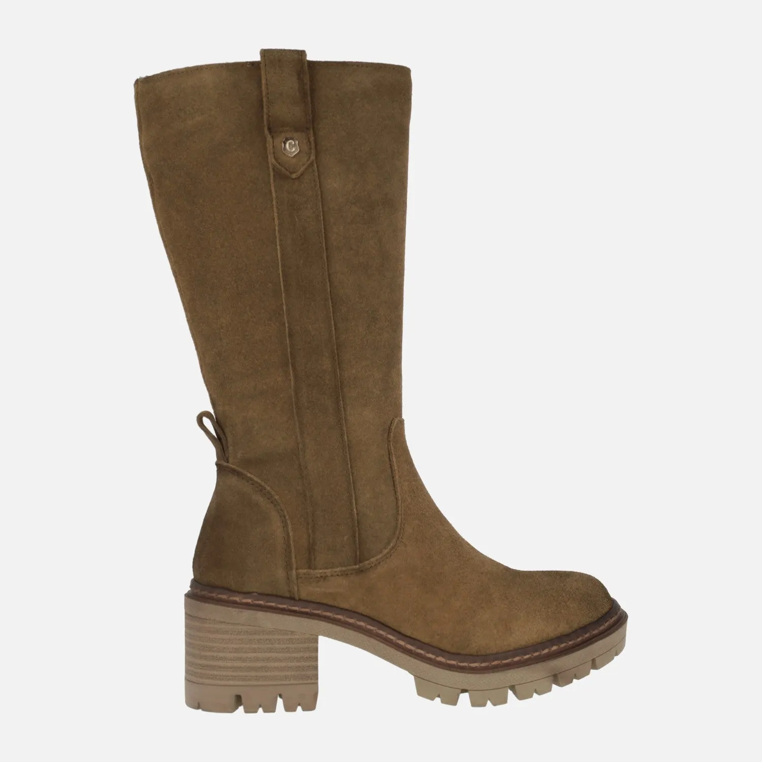 Botas de mujer en serraje camel con piso track