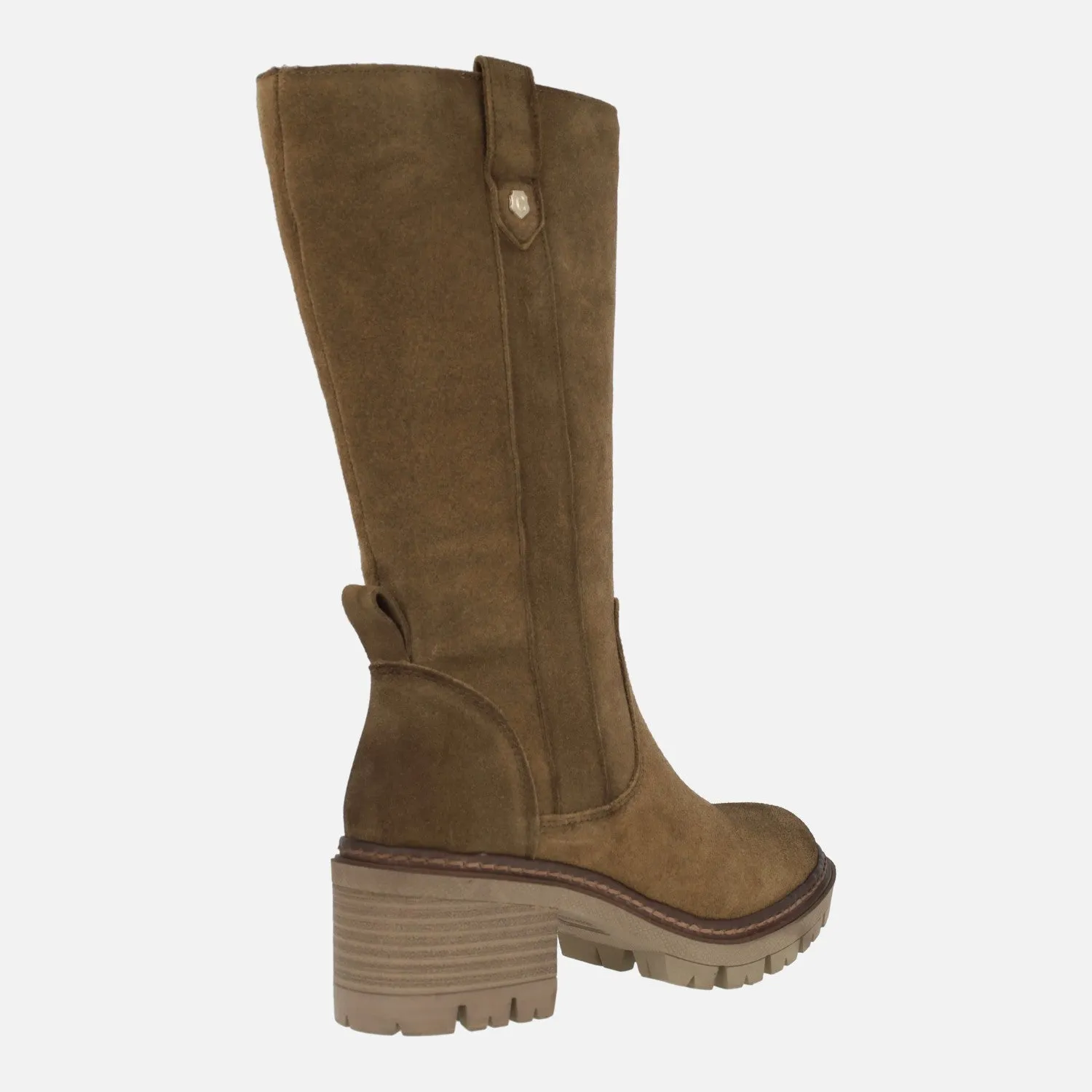 Botas de mujer en serraje camel con piso track