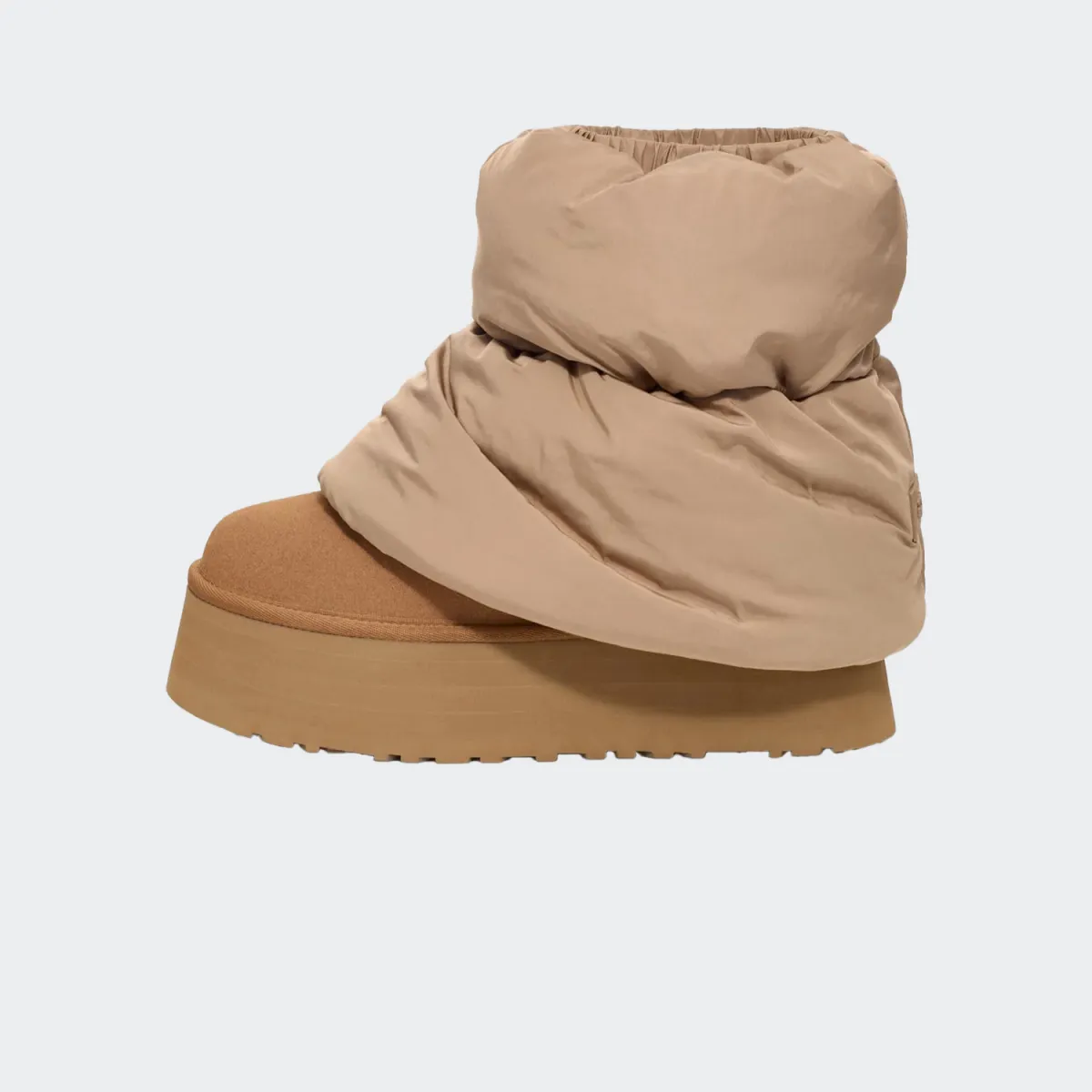 UGG Botas acolchadas clásicas Mini Dipper de UGG