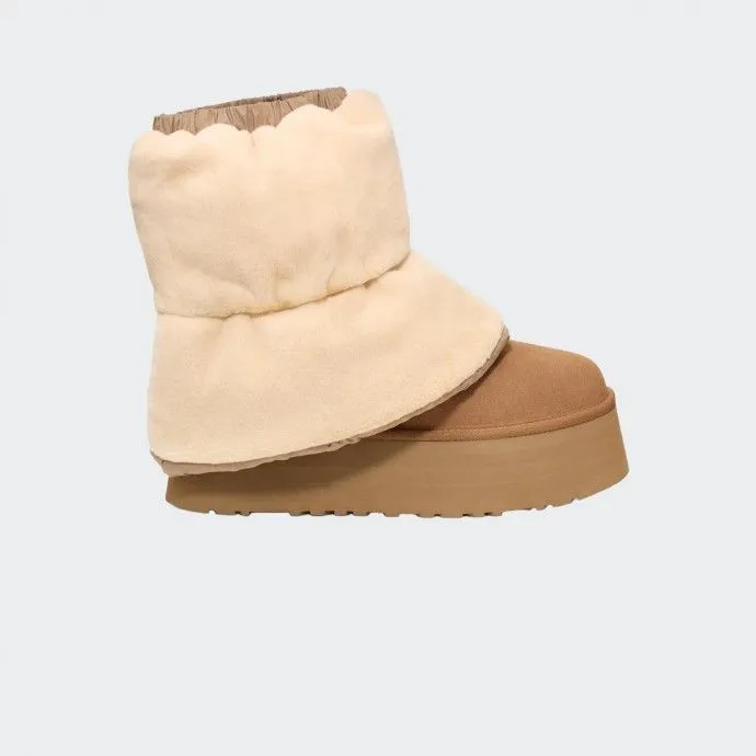 UGG Botas acolchadas clásicas Mini Dipper de UGG